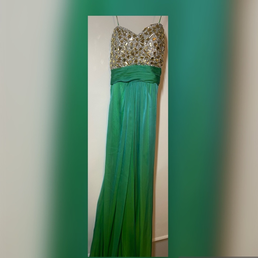 La Femme Green Prom Dress with Silver and Gold Jewels Size 4 From Peaches FLAWS